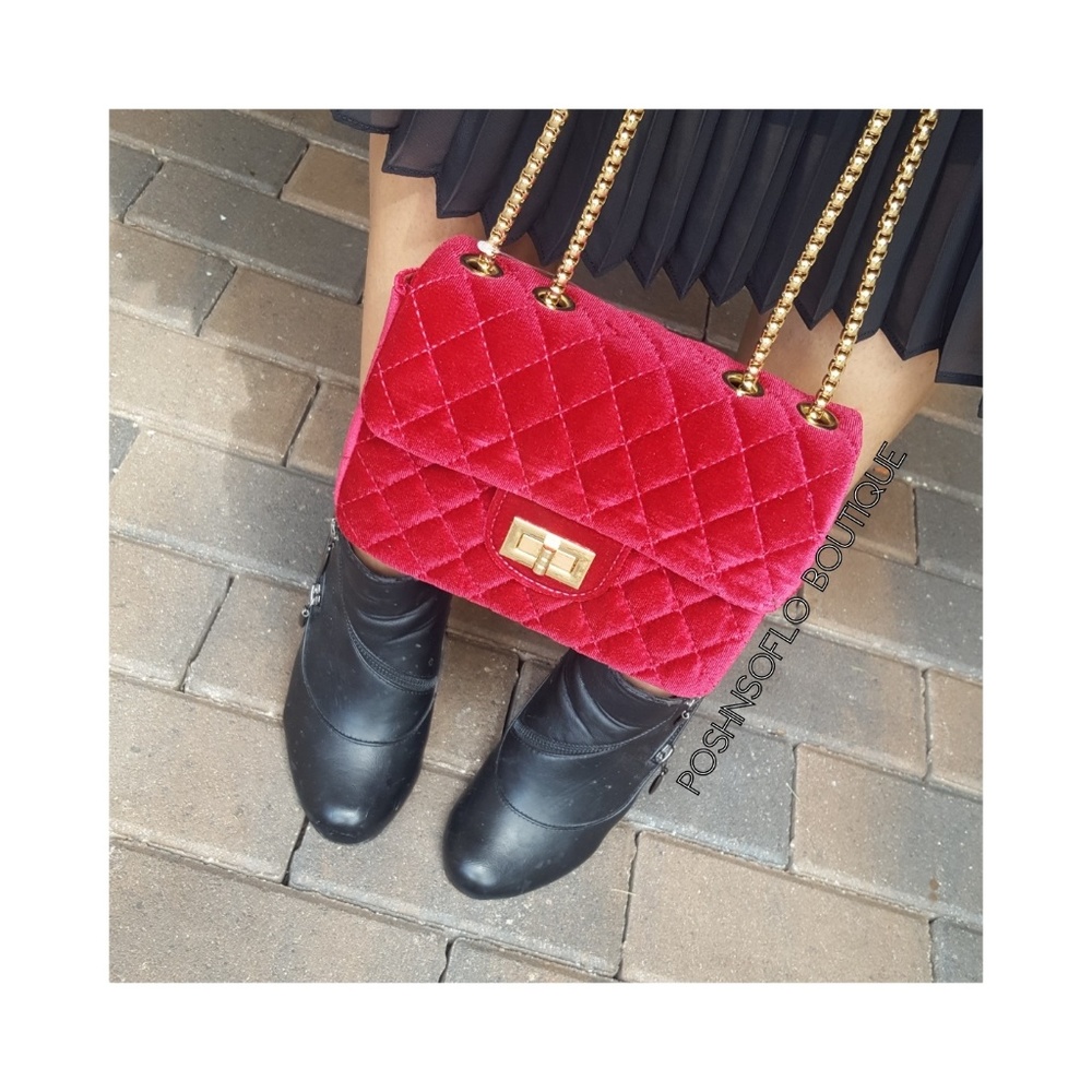 Lola Quilted Velvet mini crossbody - Picture 5 of 7